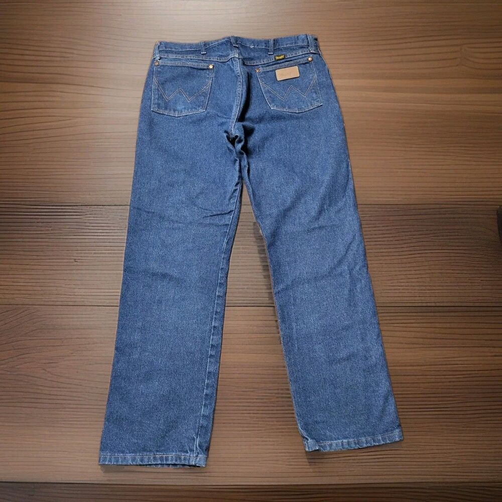Vintage Wrangler Cowboy Cut 13MWZ Jeans 38x32 Measures 36x31 Blue Denim Western - Picture 2 of 5